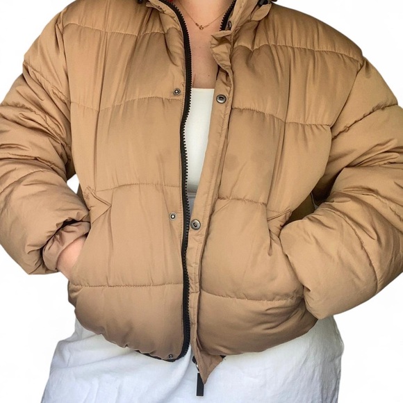 Urban Outfitters Jackets & Blazers - Urban Outfitters Tan Cropped Puffer Jacket Hidden Hood Quilted Coat Large